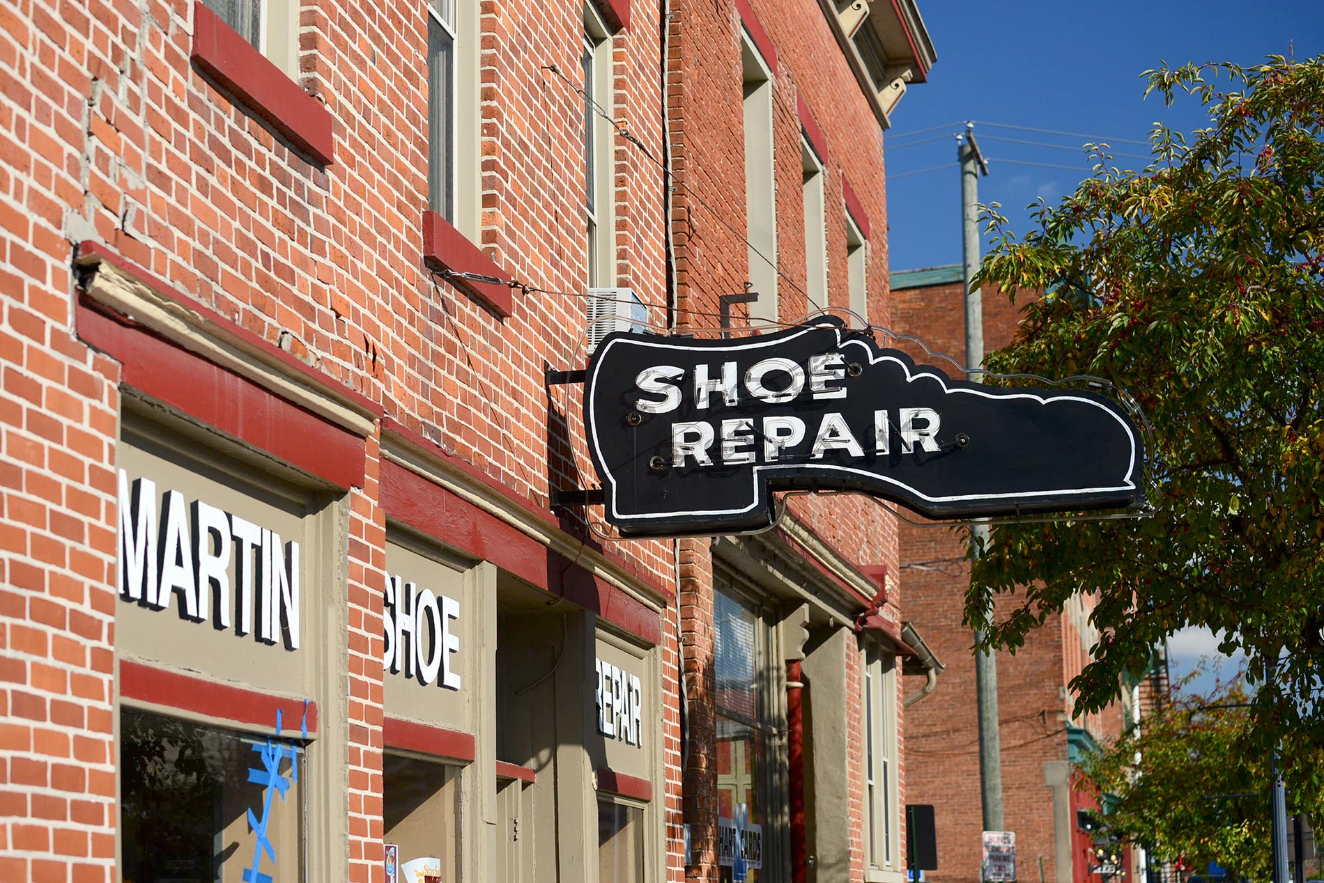 fig. 5 _ Delaware needs to protect its rare vintage signs like this one on Winter Street